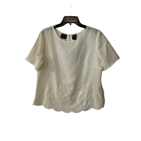 NWT Laura Scott Size Medium Women's Embroidered Floral Blouse #T-5-37-10 - Picture 1 of 9